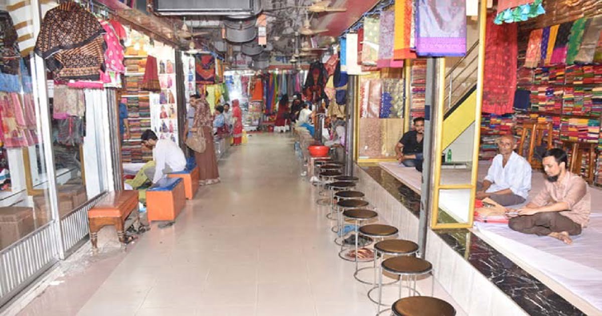 Shops and markets closed on March 17.jpg